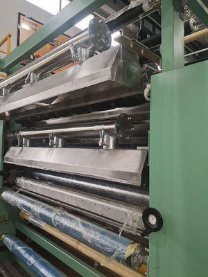 Macchina di laminazione automatica completa per interni di sedili per auto stile tedesco stile coreano