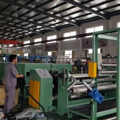 Macchina di rivestimento di tessuti non tessuti con disegno di goccia resistente allo scivolamento e potenza di 120 kW
