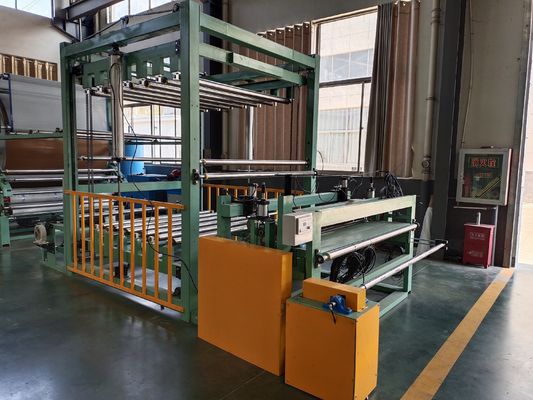Macchina per la laminazione ad acqua per la produzione di tappeti in stabilimento di produzione