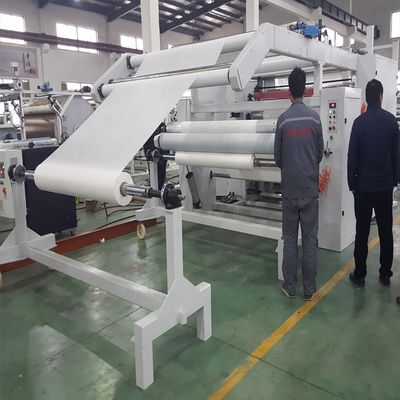 Macchina per la laminazione di tessuti non tessuti ad alta velocità per la produzione di tappeti 1600 mm Larghezza massima