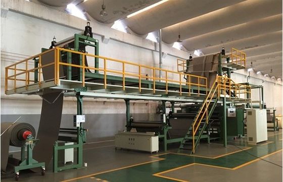 Macchina di laminazione a fiamma automatizzata a misura con deposito