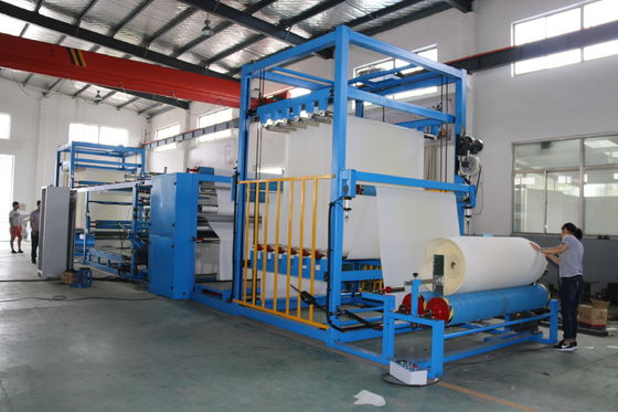 Macchina di laminazione a tre in una per prodotti non tessuti e pelli artificiali